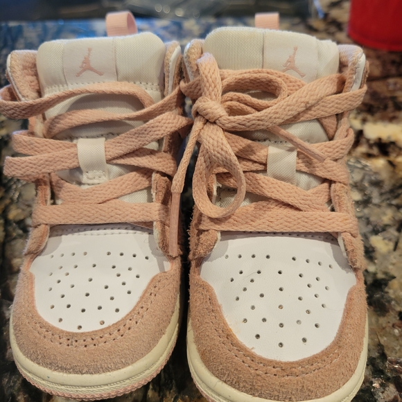 Jordan Kids' Blush Pink and White Sneakers - Picture 1 of 4